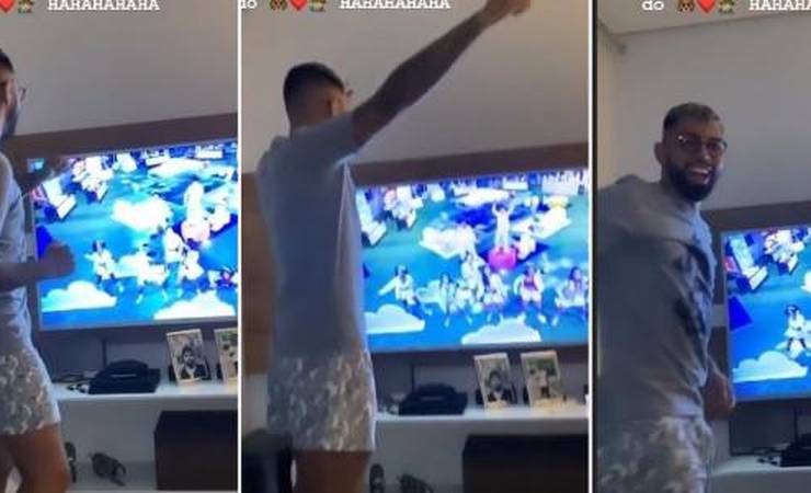 Gabigol dança em frente à TV e curte festa do pijama do BBB em casa