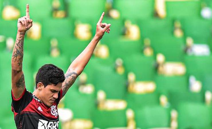 Nova 'Lei do Ex' faz Flu virar piada após derrota para o Flamengo