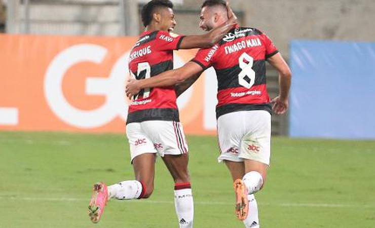 Thiago Maia festeja gol após 7 meses parado no Fla e projeta "briga sadia"