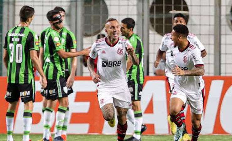 Em ressaca do título, Flamengo vence América-MG com time reserva