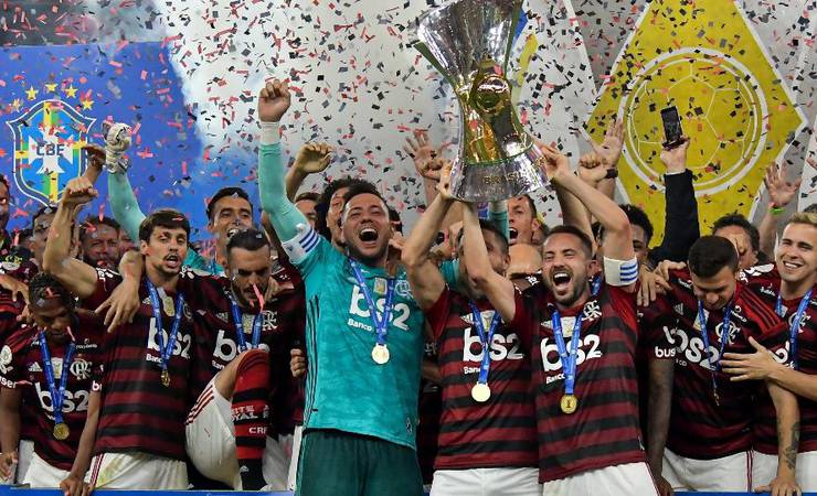 Fla tem 9 em seleção do Brasileiro da CBF; Bruno Henrique é eleito craque
