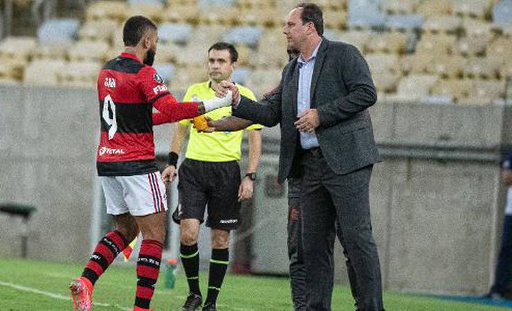Qual será o resultado do jogo entre LDU e Flamengo?