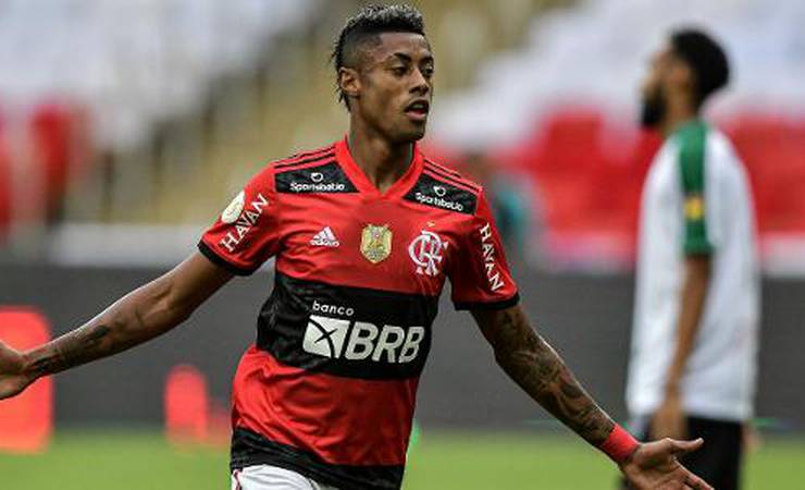 Flamengo repete time ofensivo para encarar o Bragantino; veja a escalação