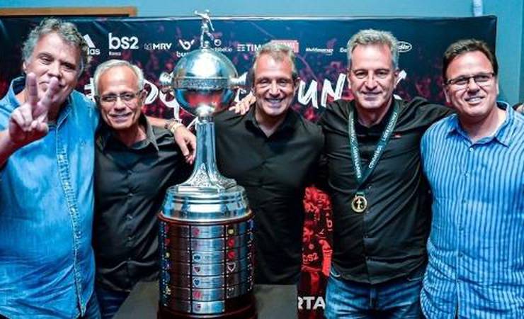 Mauro: "Flamengo corre risco de tomar um tombo se alimentar a arrogância"