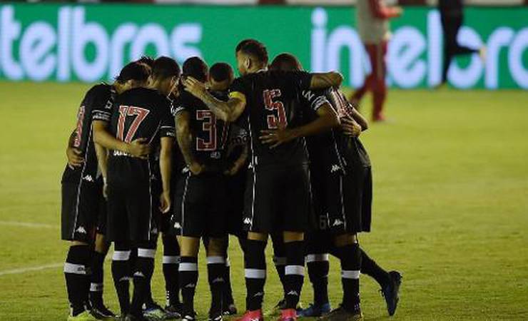 Vasco vive auge contra Fla e vê caminho a seguir mesmo após eliminação