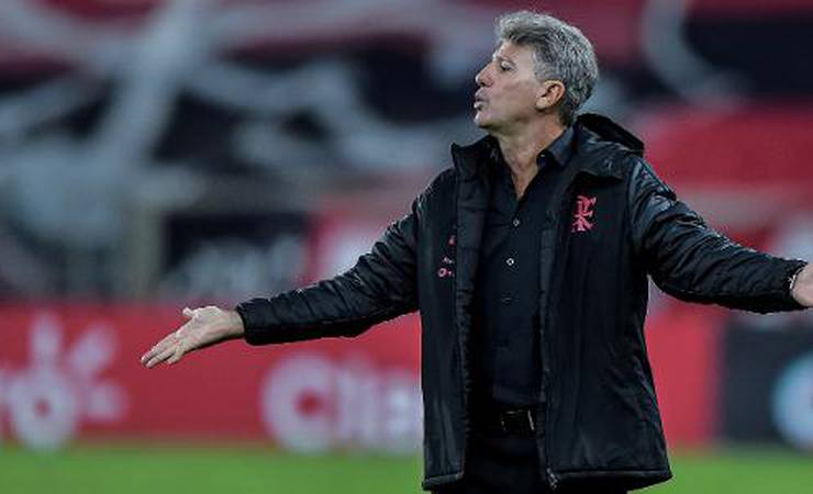 Perrone: "Flamengo joga com prazer e Renato transmite isso aos jogadores"