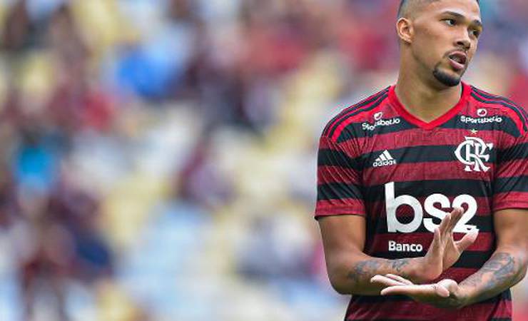 Fla terá sete desfalques em duelo atrasado com Athletico Paranaense