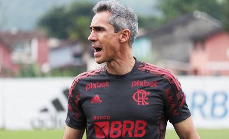 Menon: Profissionalismo de Paulo Sousa incomoda jogadores aposentados