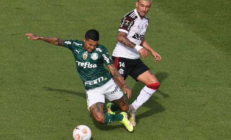 Milly Lacombe: Flamengo vai sair para o jogo e o Palmeiras gosta de espaço