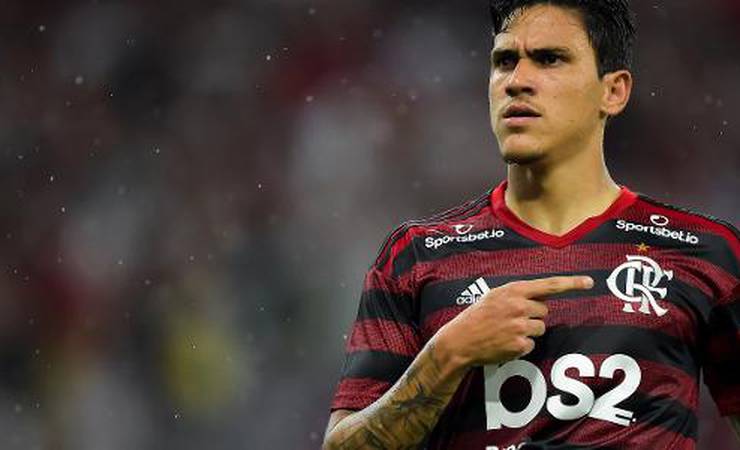 Pedro fica fora de lista do Flamengo e será desfalque contra Palmeiras