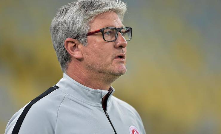 Odair se nega a falar em hipótese de eliminação do Inter: "Nada definido"
