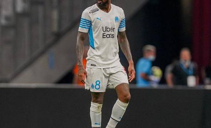 Gerson sai vaiado, e jornal dá nota baixa: 'Novamente decepcionante'