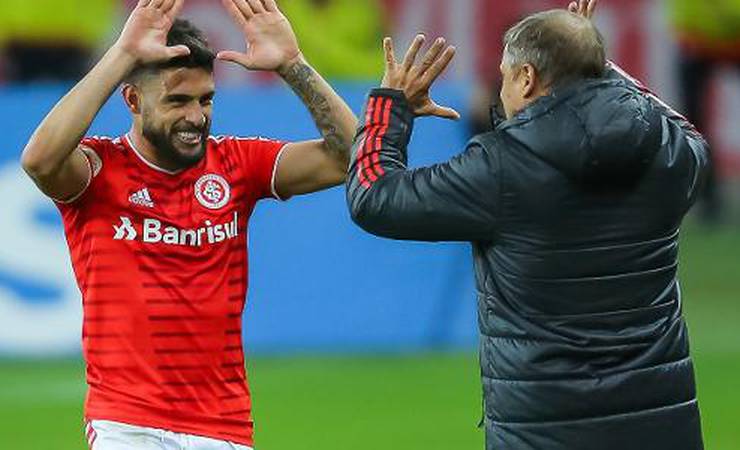 União Fla-Flu? Inter vence dupla carioca e diverte torcedores