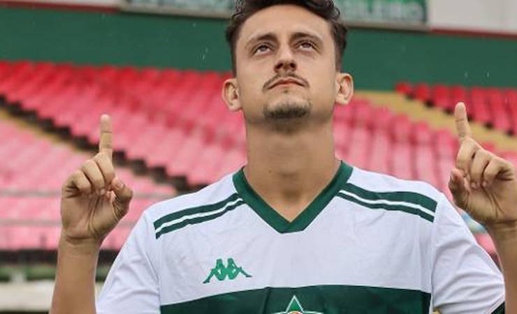 Gol no Fla e titularidade: Ex-Ceará ressurge na Lusa após 15 meses parado