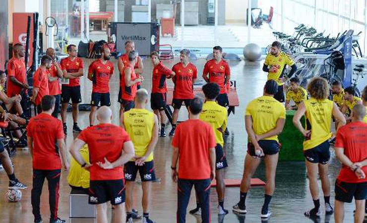 Fla recontrata americano e traz fisiologista do Athletico para comissão