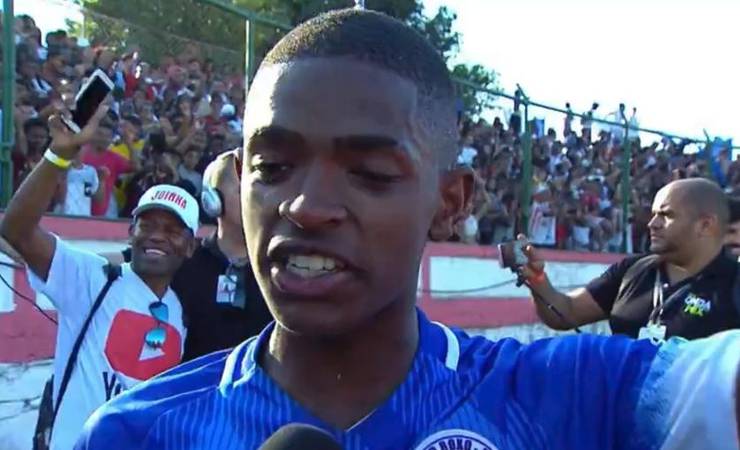 Flamengo oferece contrato na base para artilheiro da Taça das Favelas
