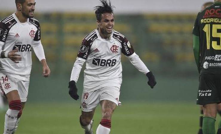 Michael elogia Flamengo e pede concentração por vaga: "tudo pode acontecer"