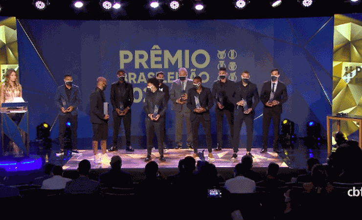 Prêmio Brasileirão 2020: seleção tem Claudinho, Gabigol e Gerson