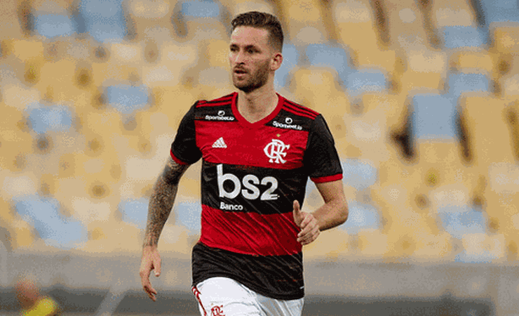Léo Pereira aponta intensidade como diferencial de Jesus no Flamengo