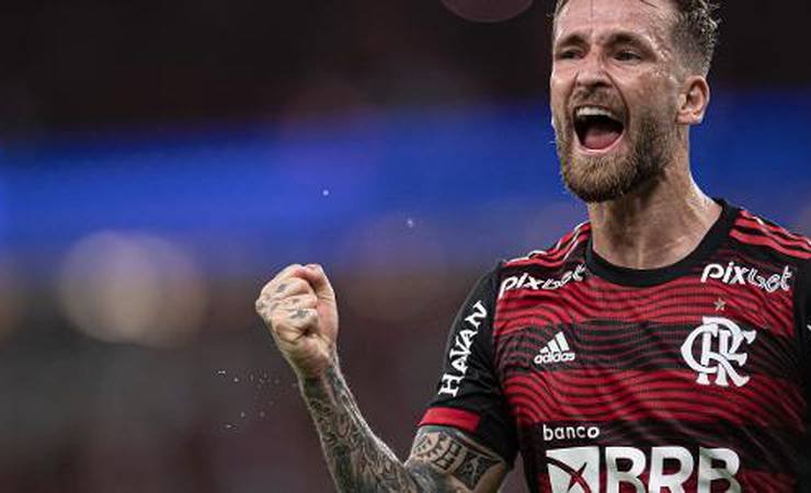 Flamengo encara Bragantino com Léo Pereira na zaga; veja escalação