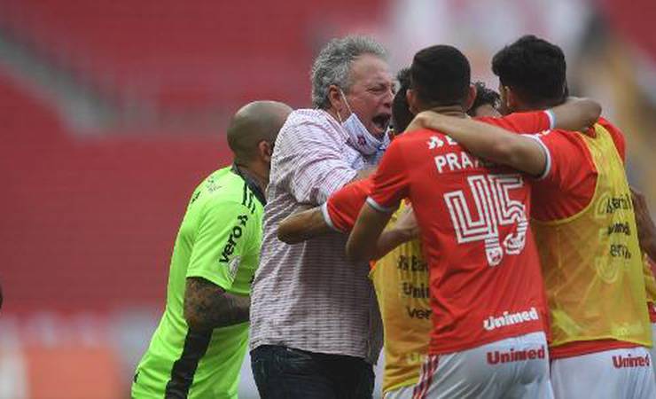 Inter de Abel dispara. Futebol brasileiro é só mobilização e Davi x Golias?
