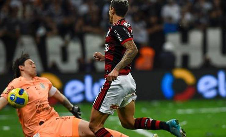 Flamengo jogou ao seu estilo. Difícil entender o que desejava o Corinthians