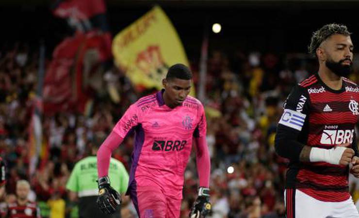 Rocha: Flamengo precisa de atacante de velocidade, mas prioridade é goleiro