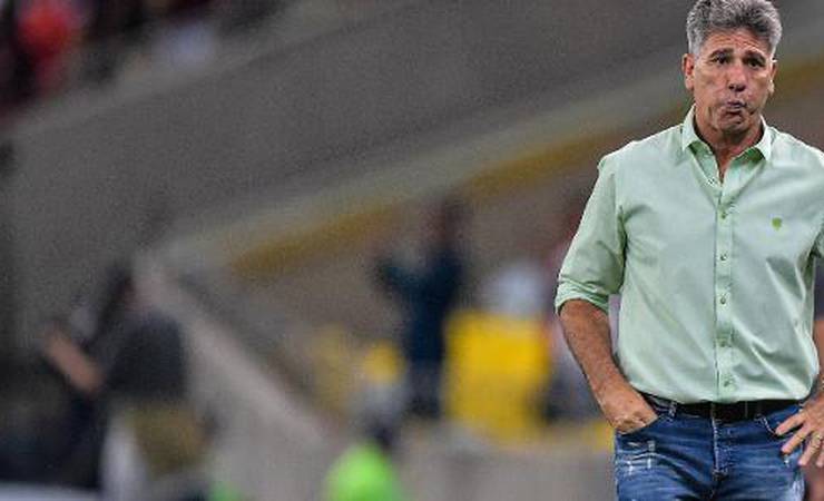 Colunistas opinam: Renato deve ser demitido antes da final da Libertadores?