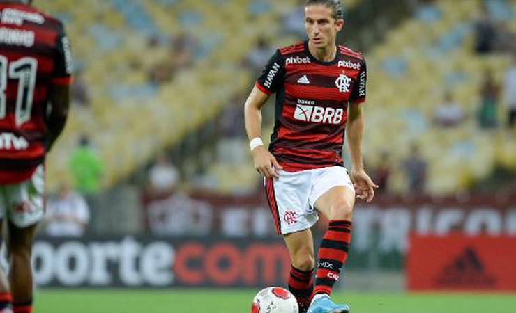 Filipe Luís admite má atuação do Flamengo, mas descarta jogar toalha