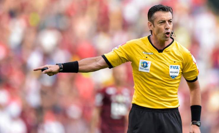 Lateral do Lyon provoca Flamengo nas redes sociais após clássico