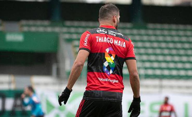 Volta de Thiago Maia abre o leque para Ceni montar Fla após adeus de Gerson