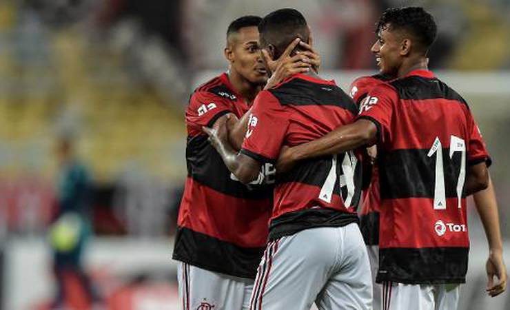 Macaé x Flamengo: onde assistir, horário, escalações e arbitragem