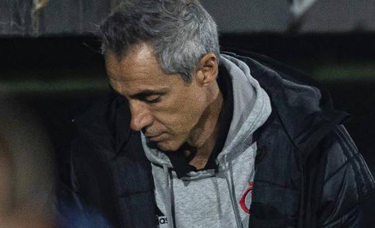 Atlético e Flamengo sofrem com erros dos cartolas nas trocas de treinadores