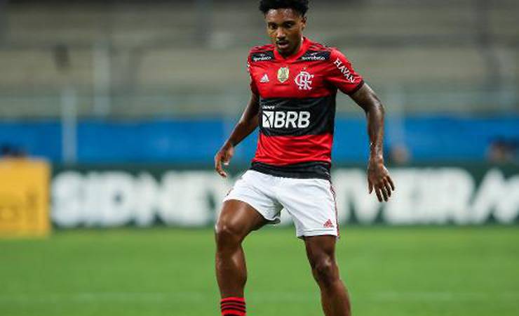 RMP: 'Vitinho vai ser titular do Flamengo se mantiver esse nível'