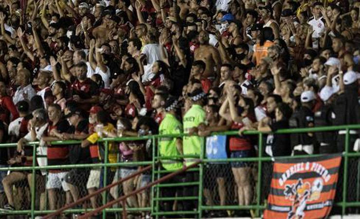 Flamengo 'deixa' Luso-Brasileiro e vai usar Raulino de Oliveira no Carioca