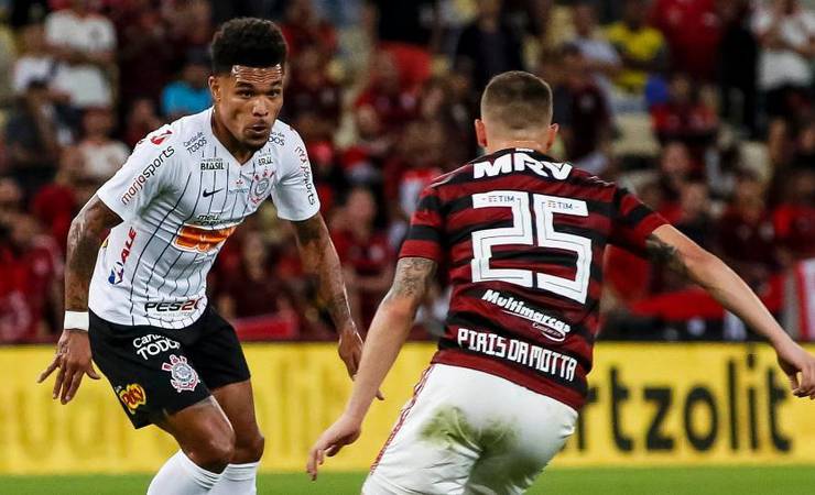Saiba como assistir ao duelo entre Corinthians e Flamengo no Brasileirão