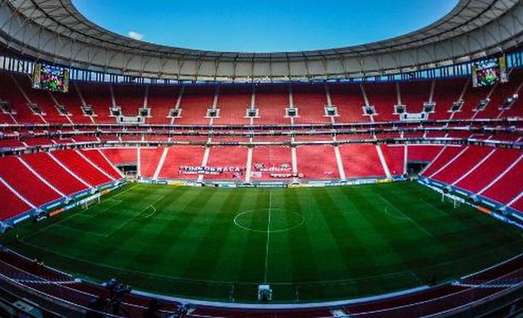 Trajano: Irresponsabilidade o Flamengo querer jogo com público em Brasília