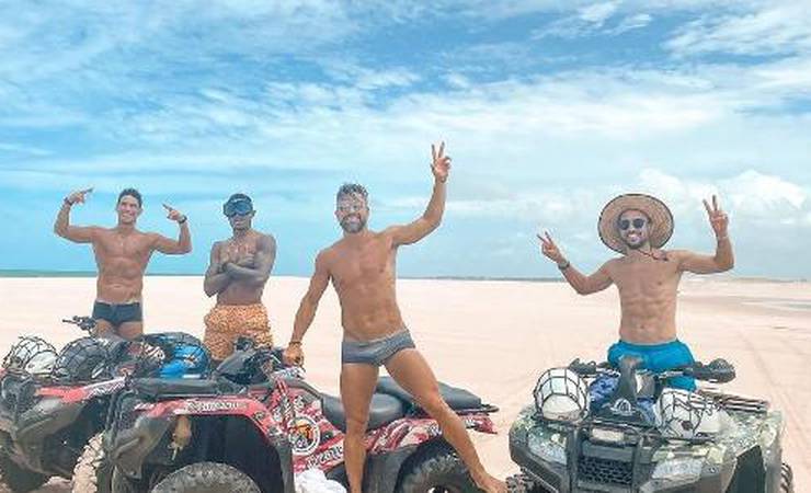 Após título, Everton Ribeiro, Diego Ribas e Vitinho curtem férias no Ceará