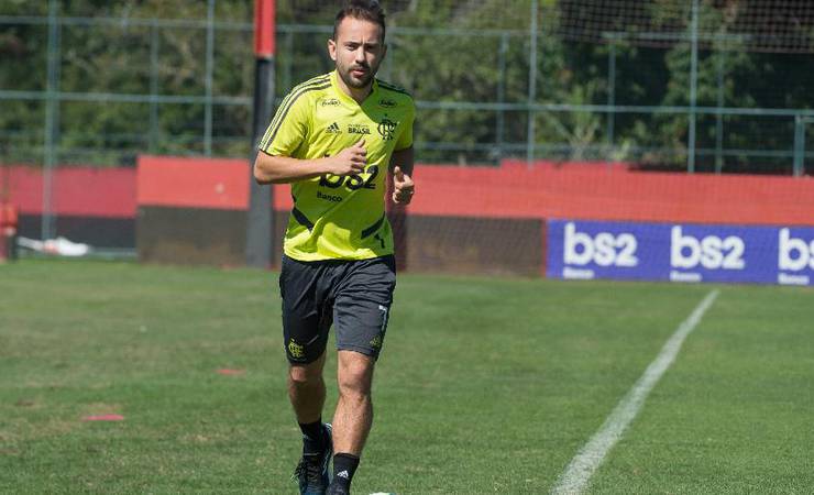 Fla vê azar em série de lesões e avalia riscos por Arrascaeta e E. Ribeiro