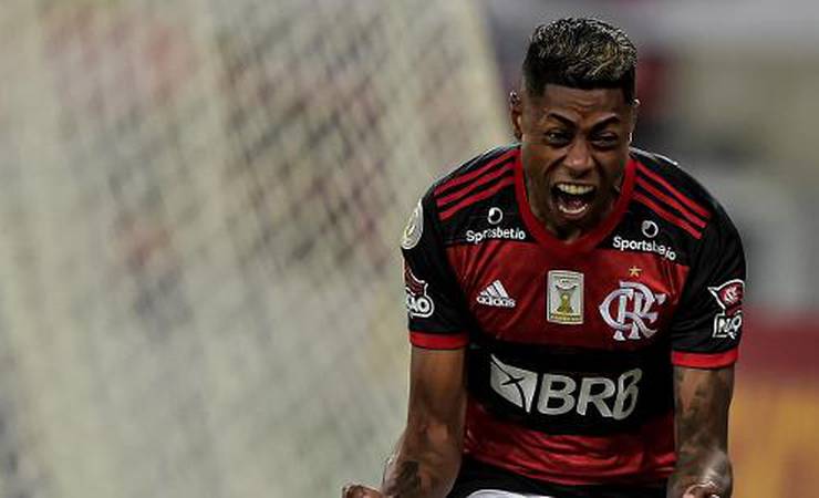 Bruno Henrique é absolvido e reforça Flamengo contra o Corinthians