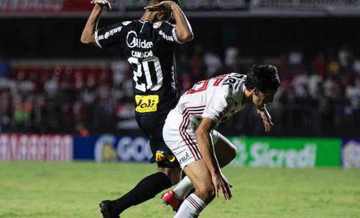 SPFC "entrega" para tirar Corinthians? 7 jogos renderam acusações de rivais