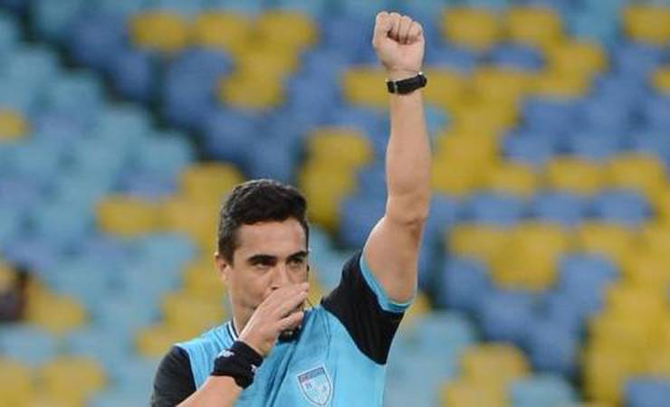 Substituição temporária no futebol por causa da covid-19? Europeus tentaram