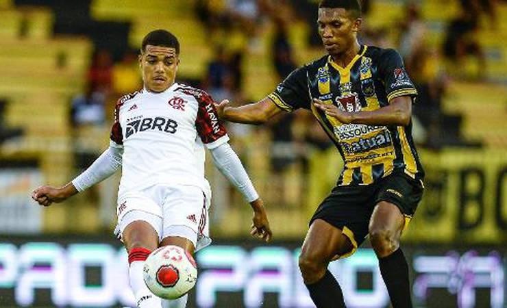 Flamengo pede, e Ferj altera horário de jogo contra o Boavista