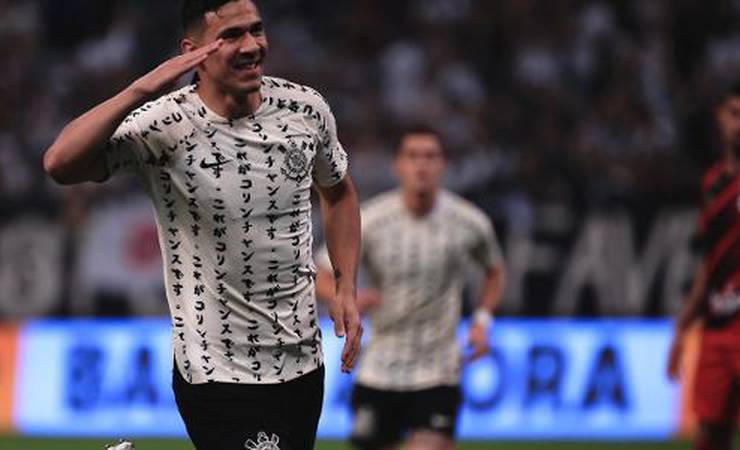 "Blitz" inicial será a arma do Corinthians para tirar Flamengo do conforto