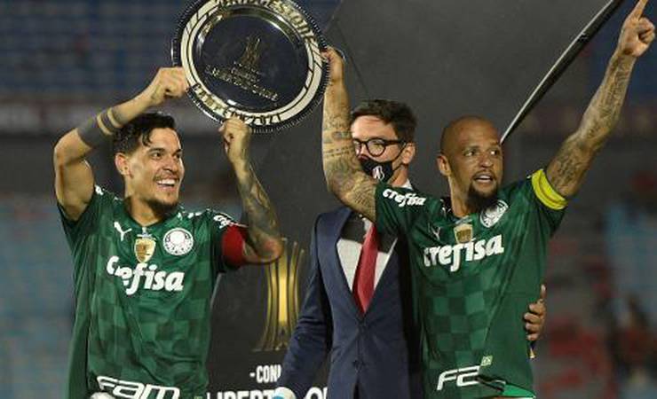 Tri da Libertadores faz Crefisa superar Parmalat em títulos pelo Palmeiras nos primeiros seis anos