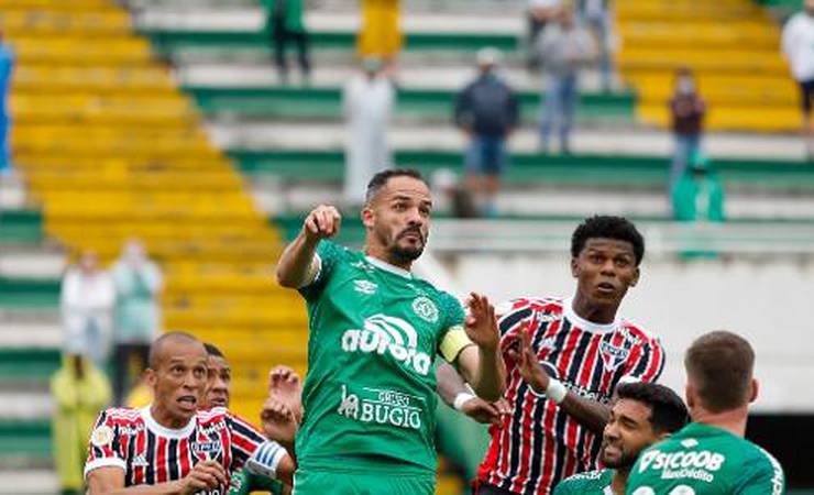 Posse de Bola #166: Corinthians e São Paulo opostos, Fla persegue o Galo