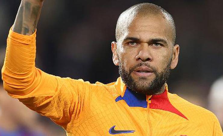 Mauro Cezar: Daniel Alves não seria uma boa para o Flamengo