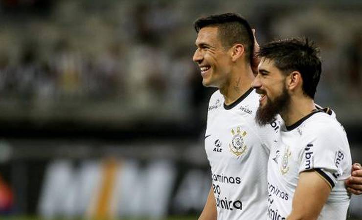 Corinthians, Flu e São Paulo são as surpresas do turno do Brasileiro