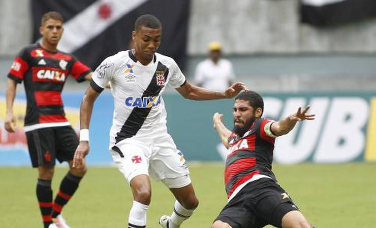 Provocações e 'momento NFL' marcaram vitória do Vasco sobre Fla em 2016