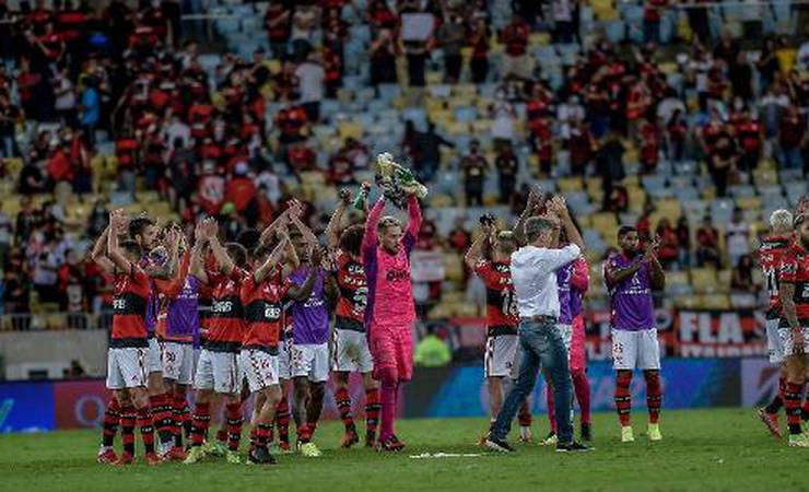 Flamengo embarca para o Equador com Filipe Luís e Arrascaeta